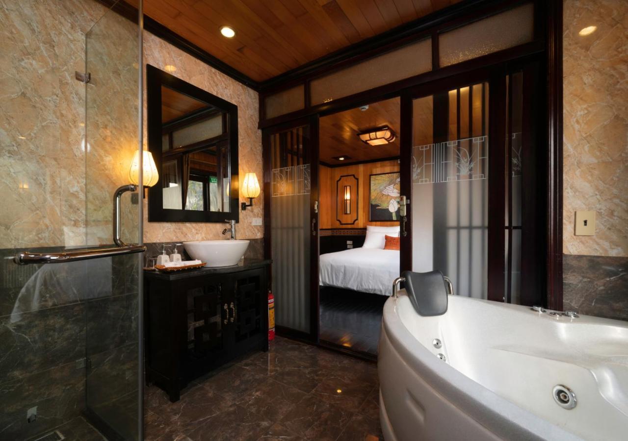 Arcady Boutique Cruise Hotel Hạ Long-öböl Kültér fotó
